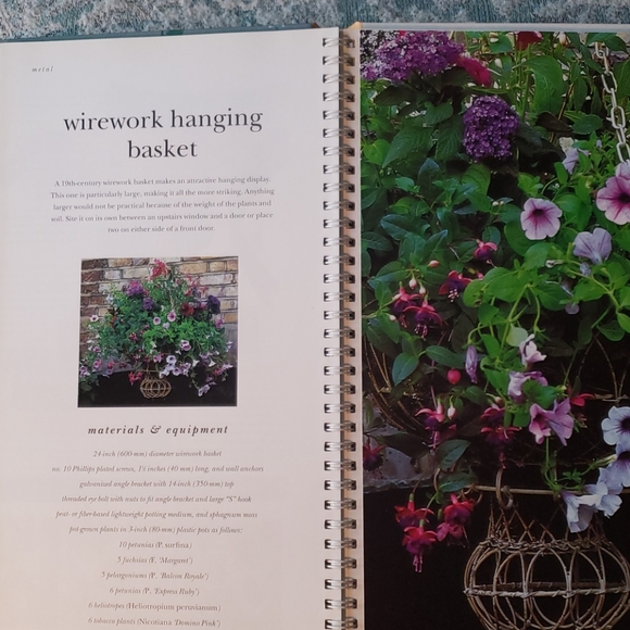 Gardening book - Picture 3 of 6